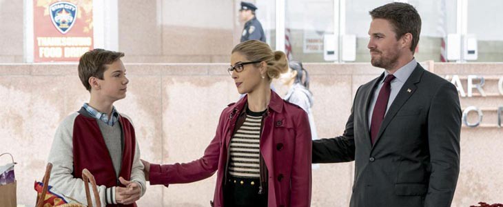 William, Felicity et Oliver dans Arrow