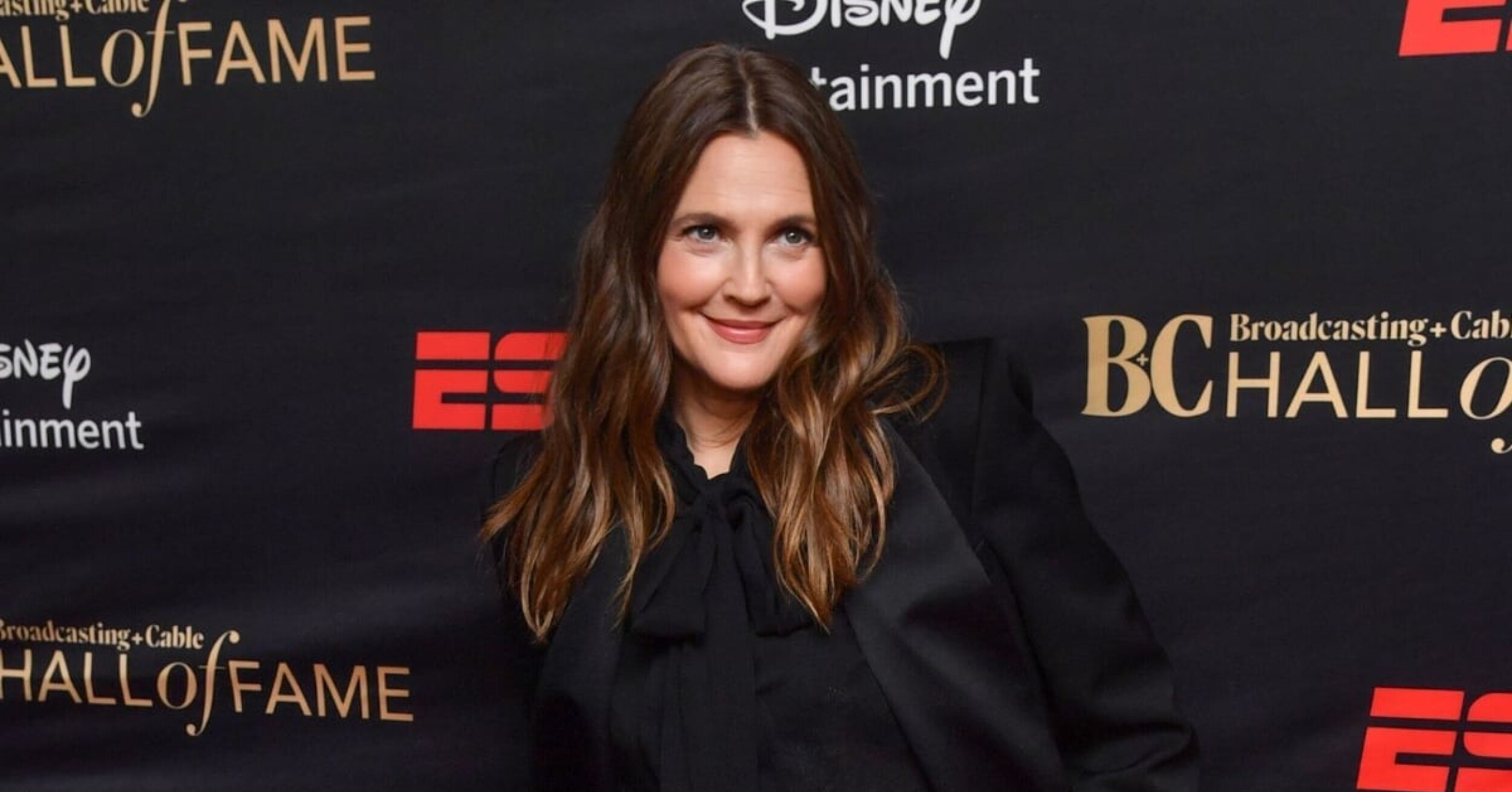 Drew Barrymore verkauft ihr Haus von 1748 nach einer Renovierung ...