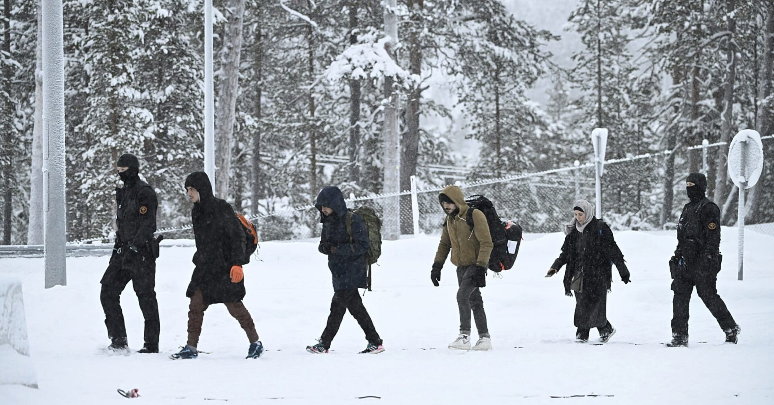 Finnish conscripts train for all-out war with Russia